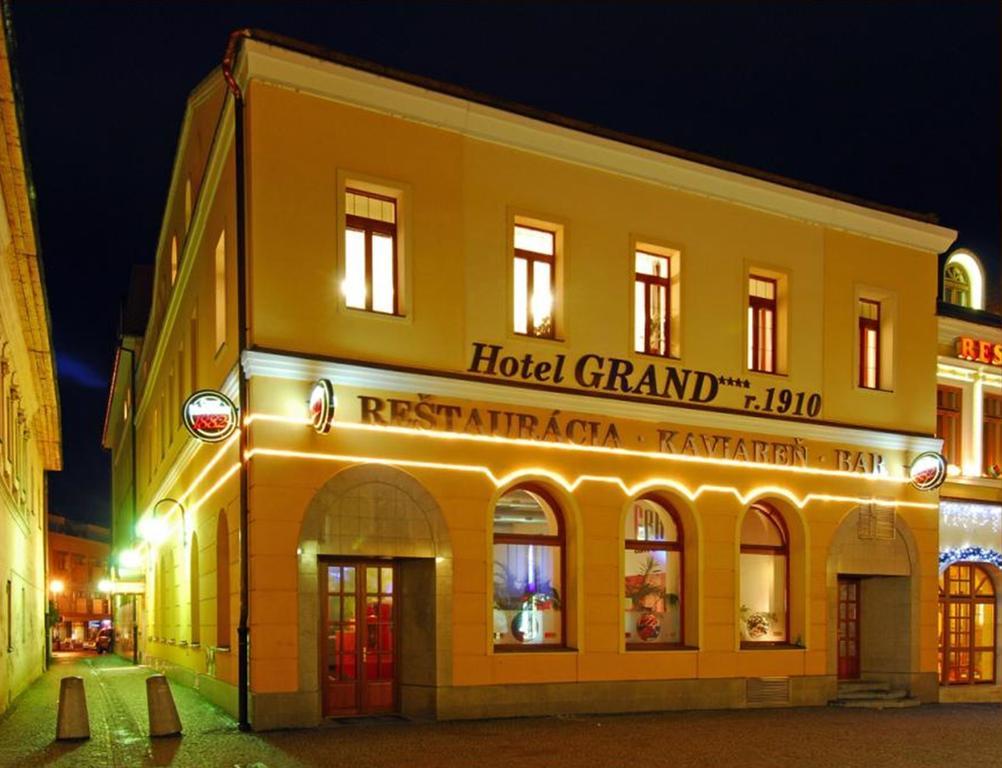 Hotel Grand Zsolna Kültér fotó
